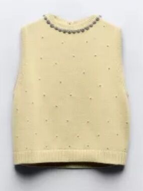 ZARA Jewel and Pearl Knit Top in Soft Yellow Size Small